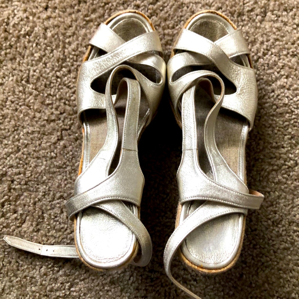 Elie Tahari Espadrille Platform Sandals Wedges